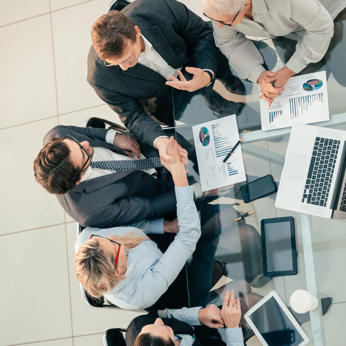 Klimatyzator z funkcją grzania Pruszków: Komfort przez cały rok w Twoim domu