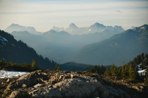 10 kreatywnych sposobów wykorzystania linki paracord w sportach survivalowych: Sport survivalowy i zastosowania linki paracord
